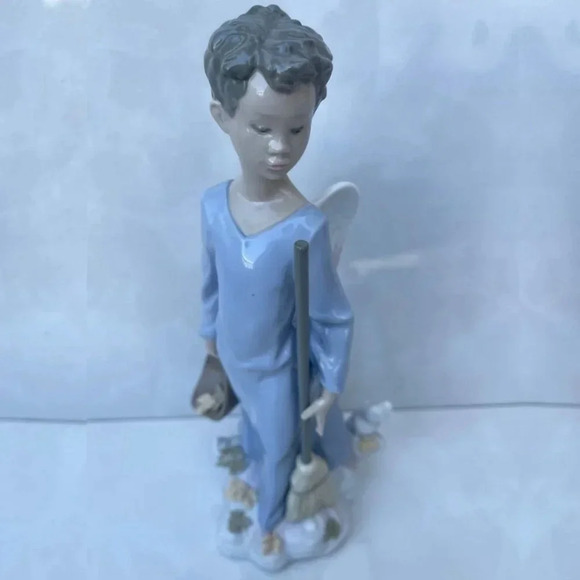 Lladro Fall Angel Figurine Retired Glaze Finish Collectible Decor Blue White - Picture 1 of 16